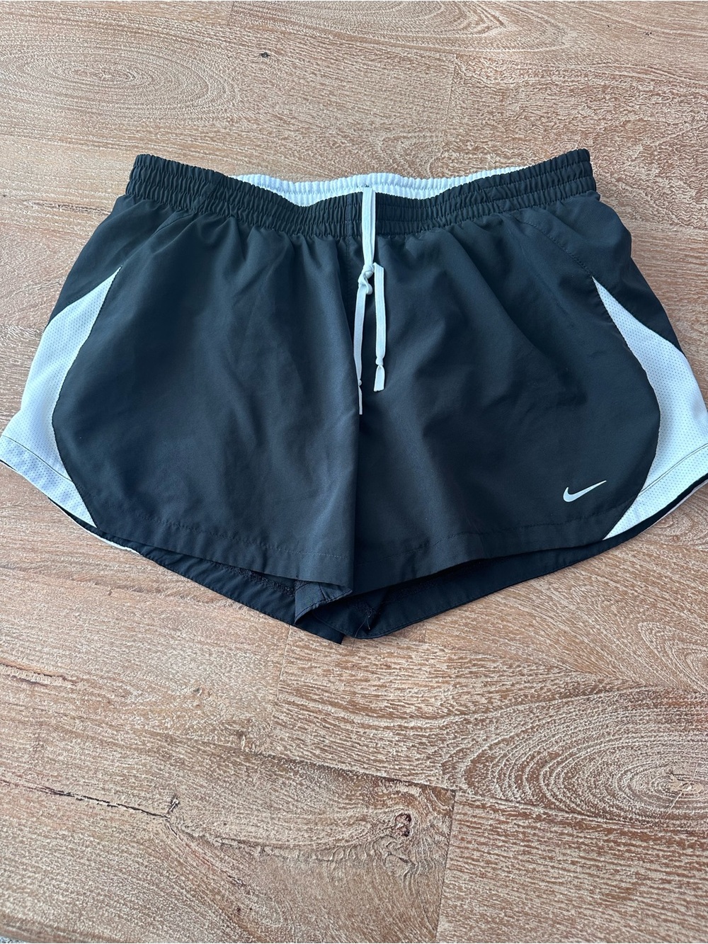 Women’s Nike Shorts - large